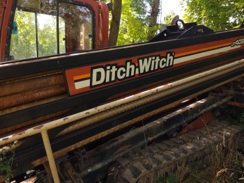 Ditch-Witch-Logo