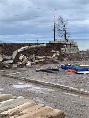 Wall-Collapse-West PortBay Road